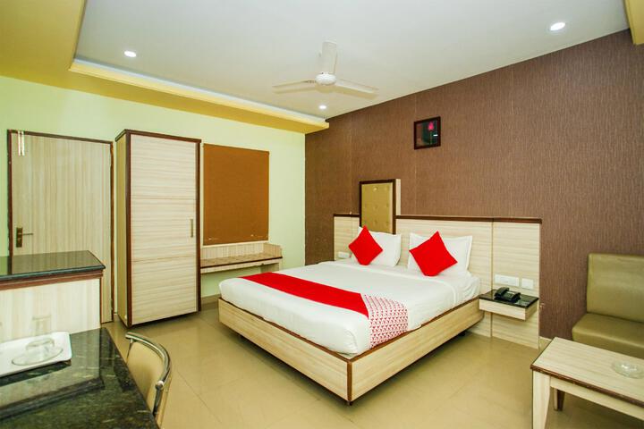 Room 3 of 6