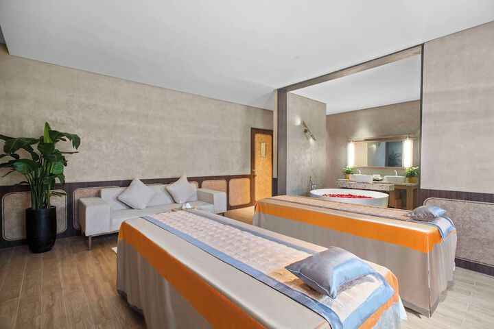 Room 46 of 71