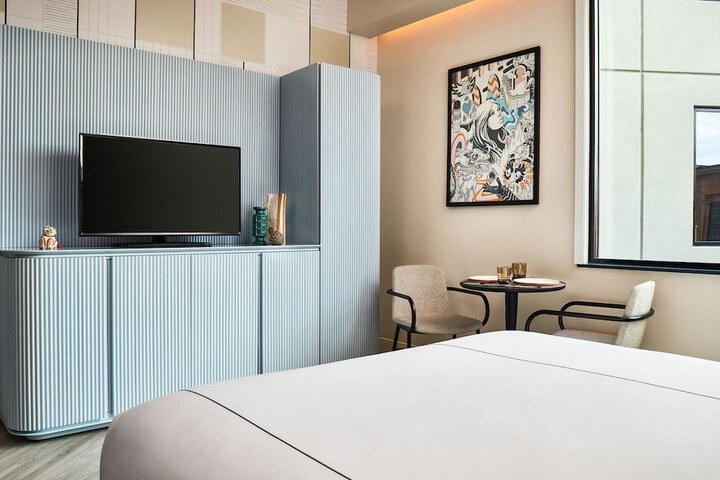 Room 38 of 119