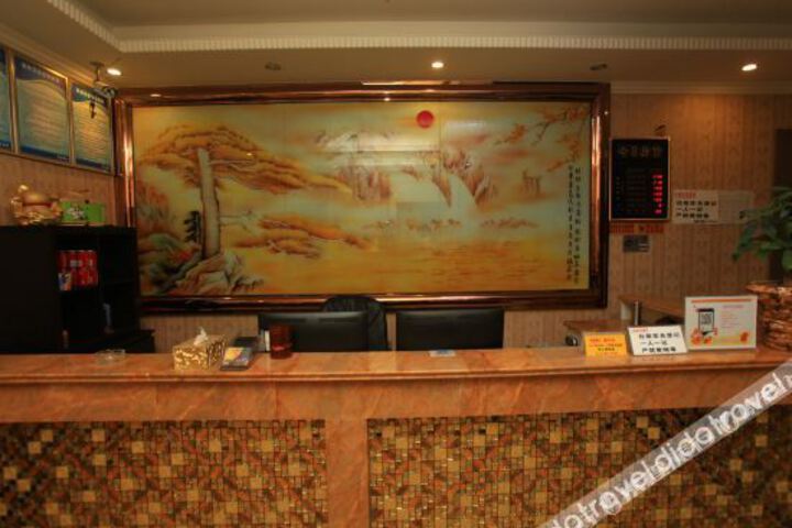 Hotel Interior 7 of 18