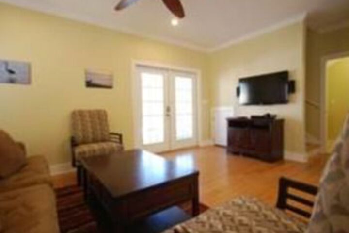 Room 15 of 19
