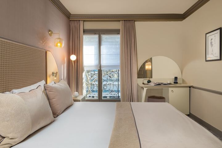 Room 29 of 70