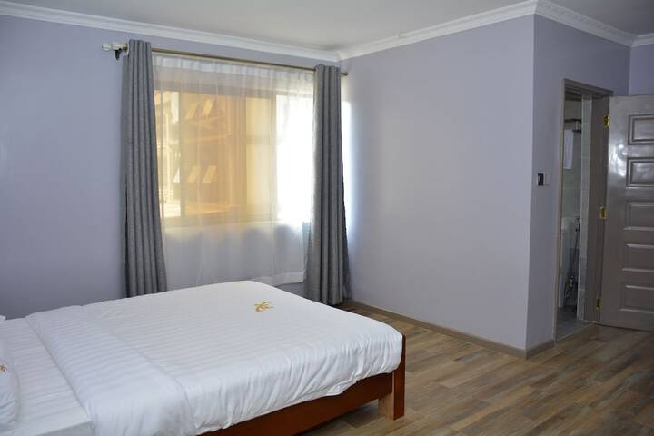 Room 5 of 50