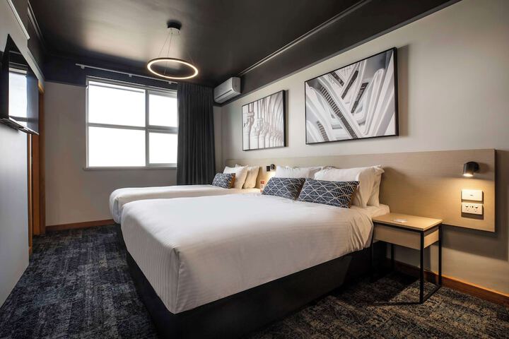 Room 3 of 30