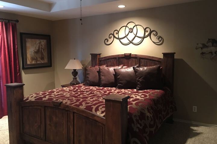 Room 10 of 43