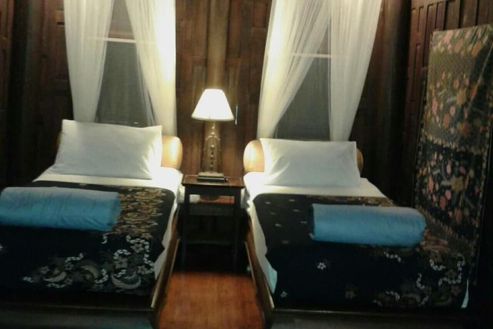 Room 15 of 64