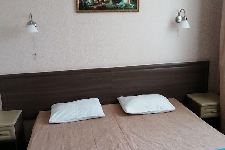 Room 5 of 22