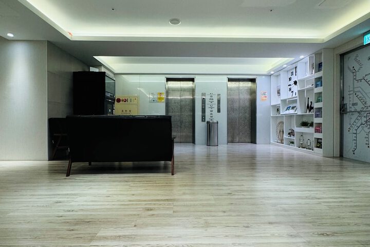 Hotel 2 of 56