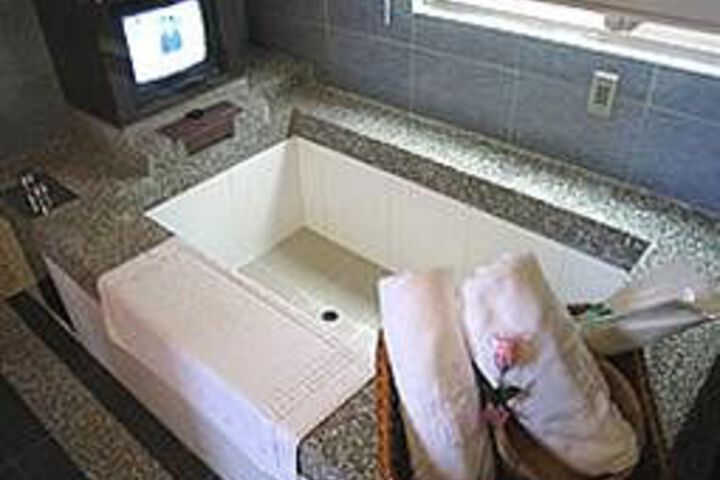 Room 4 of 21