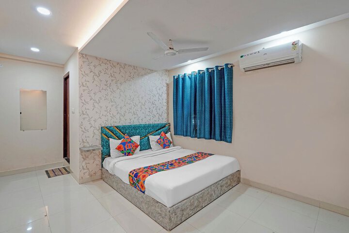Room 17 of 20