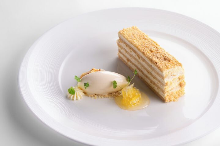 Dining 91 of 143