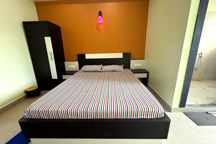 Room 5 of 61
