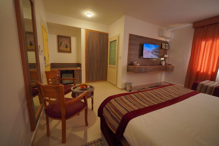 Room 10 of 61