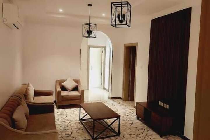 Room 12 of 18