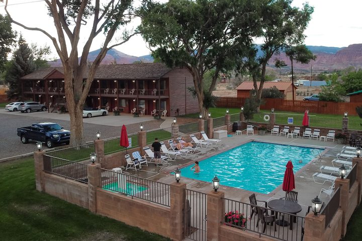 Pool 31 of 45