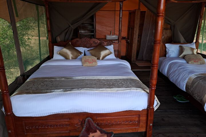 Room 8 of 28