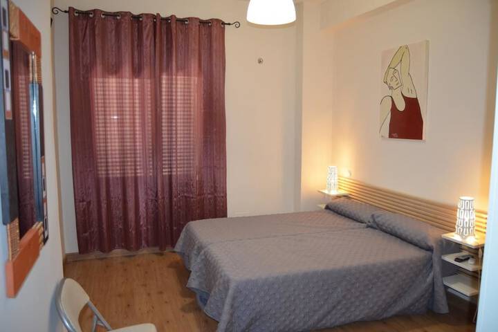 Room 9 of 38
