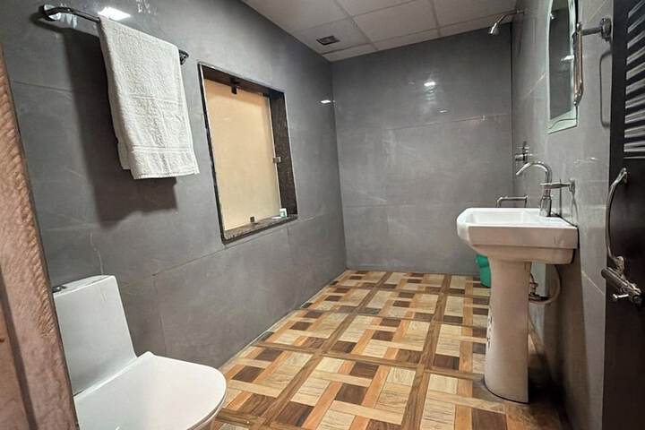 Room 20 of 30