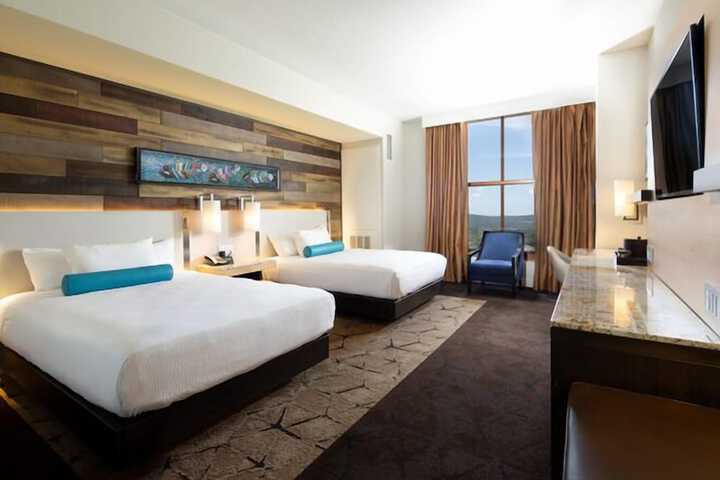 Room 2 of 30