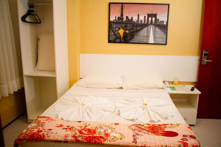 Room 10 of 60