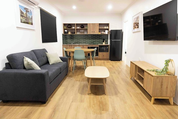 Room 16 of 40
