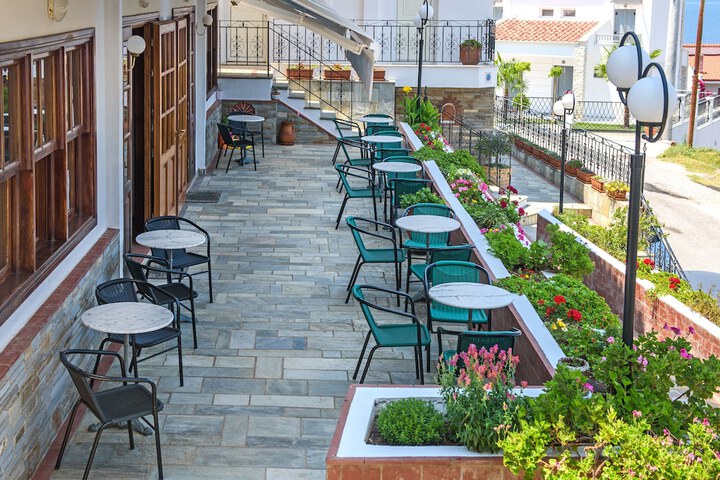 Terrace/Patio 28 of 37