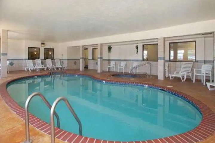 Pool 2 of 5