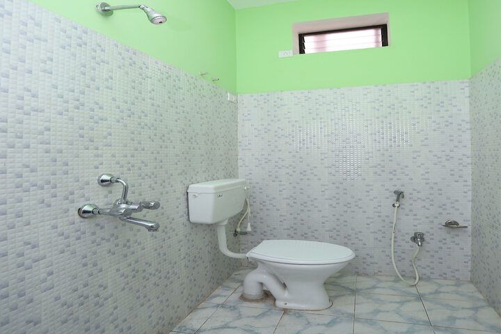 Room 12 of 12