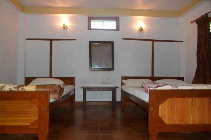 Room 3 of 20