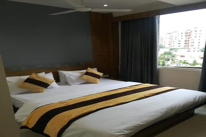 Room 15 of 20