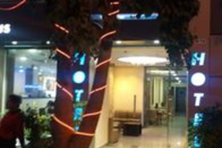Hotel 12 of 21