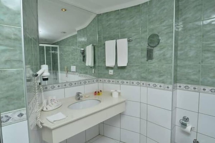 Bath Interior
