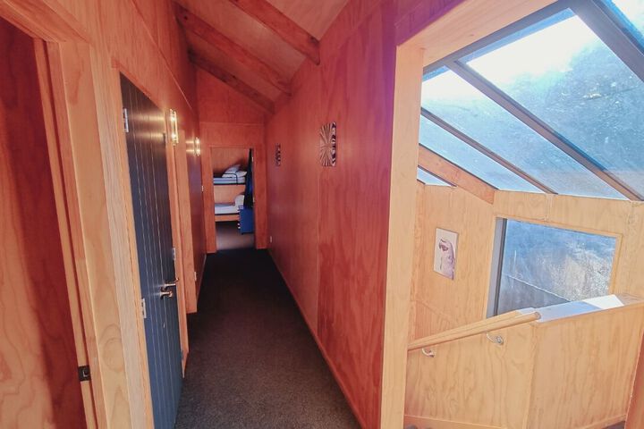 Ballroom/Hall 9 of 29