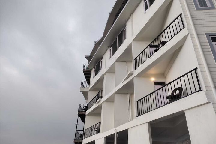 Hotel 4 of 4