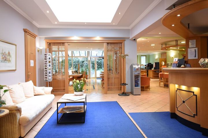 Hotel 3 of 50