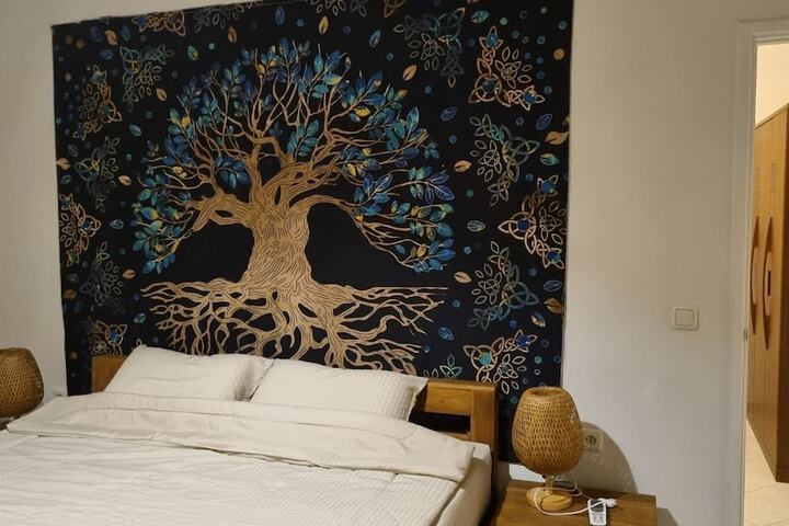 Room 4 of 22