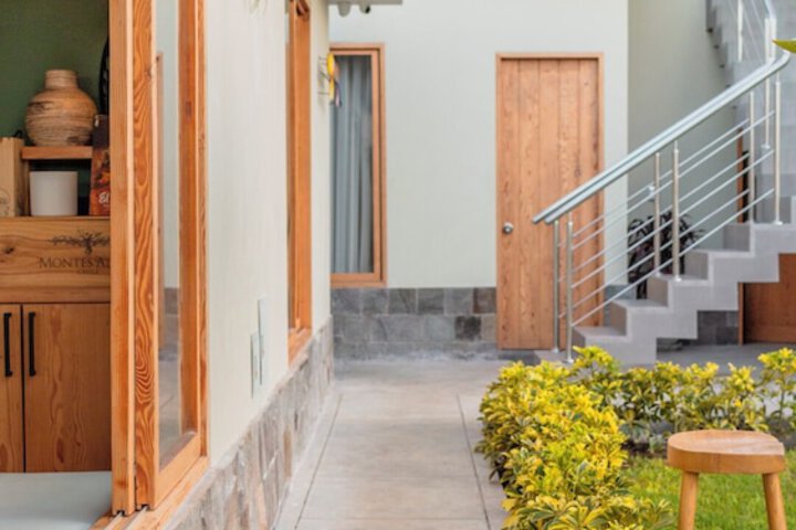 Terrace/Patio 30 of 77