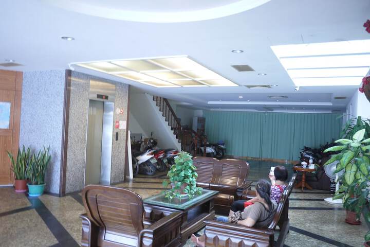 Hotel 2 of 35