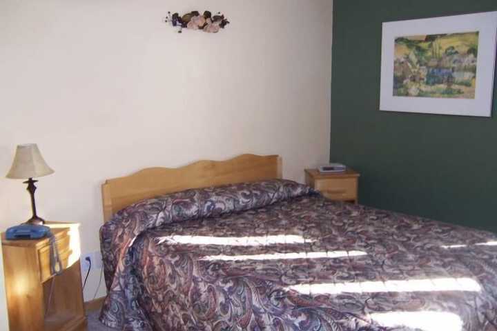 Room 12 of 75