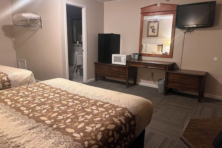 Room 10 of 48