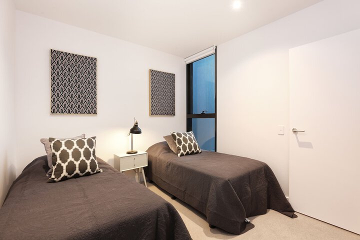 Room 12 of 70