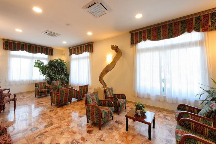 Lobby Photos