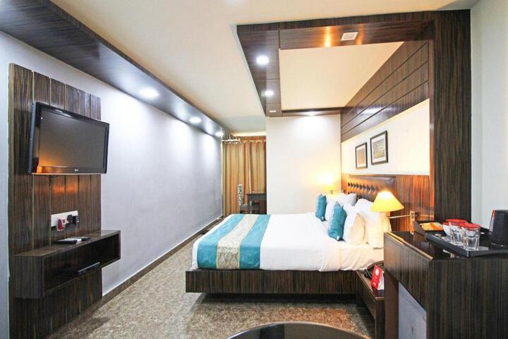 Vatika Premier Hotel
