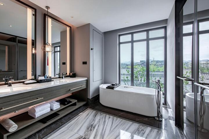 Room 19 of 20