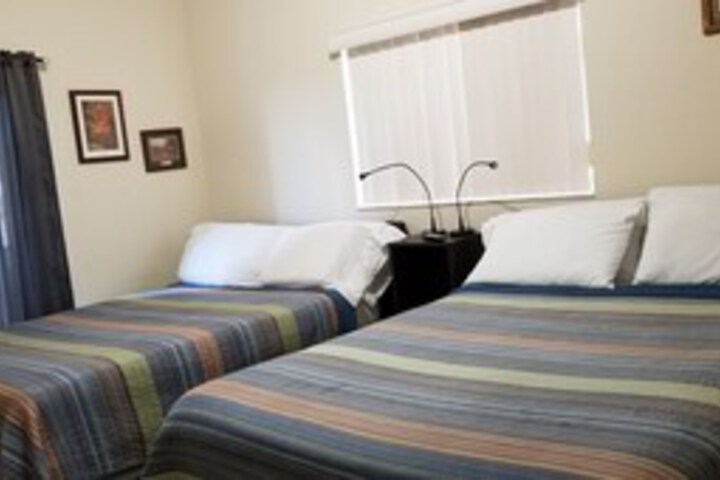 Room 20 of 28