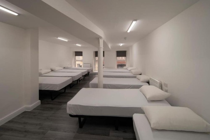 Room 8 of 23