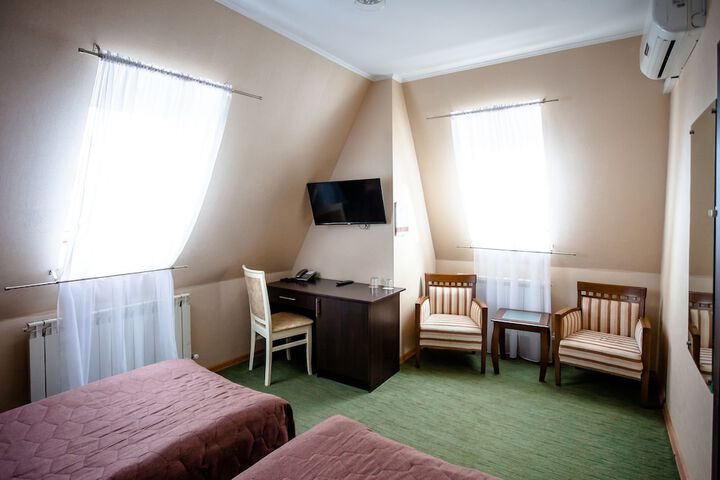 Room 16 of 35