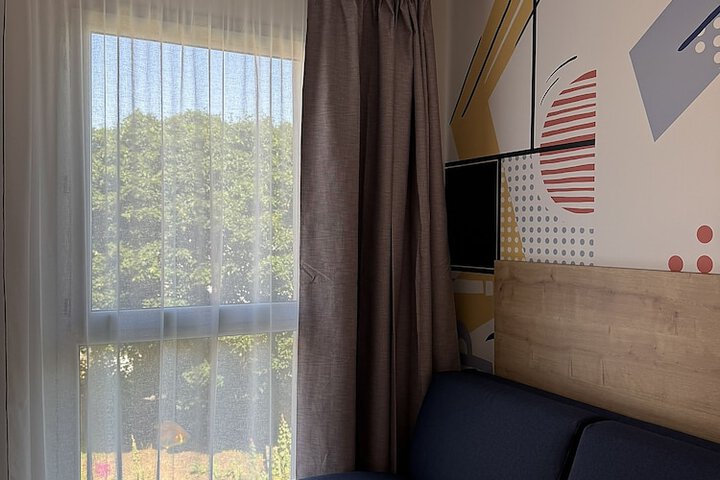 Room 9 of 69