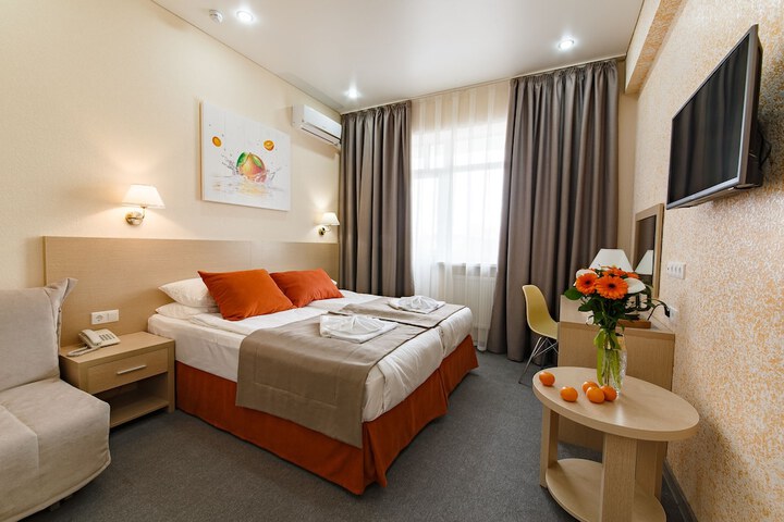 Mandarin Hotel