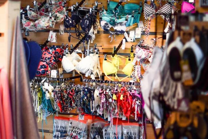 Gift Shop 20 of 34